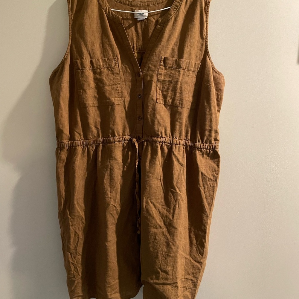 Old Navy Tan Sleeveless Dress